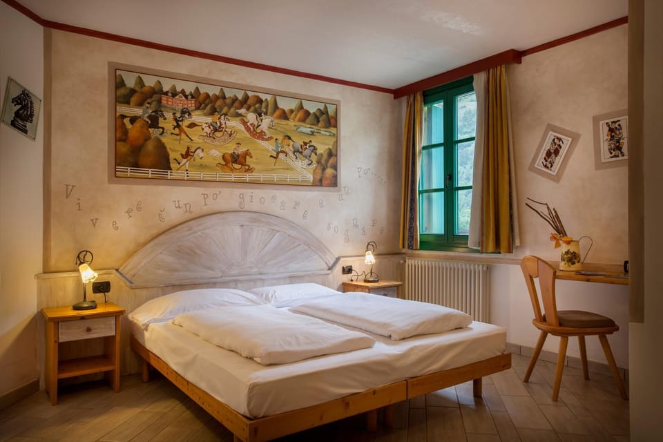 Bedroom, Facility for disabled guests