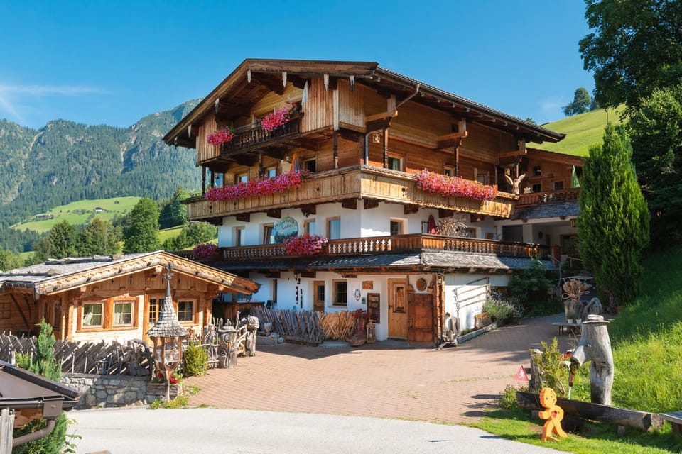 Property building, Day