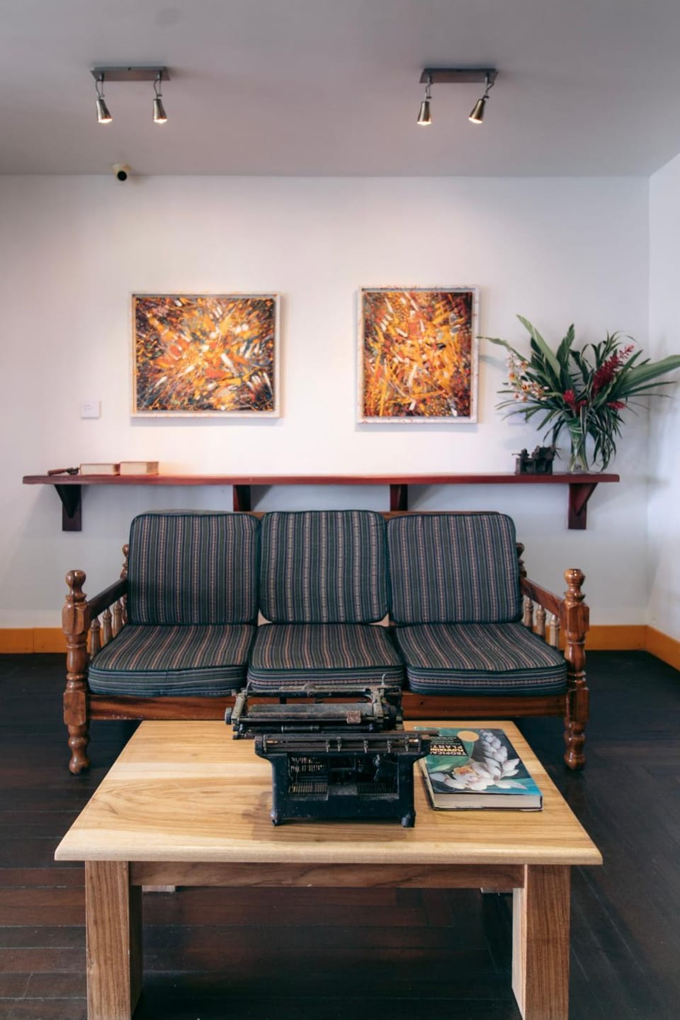 Living room, Lobby or reception