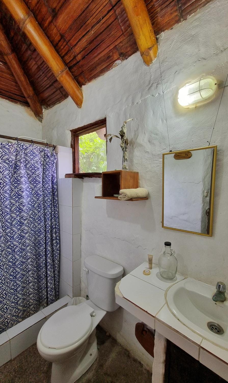 Hot Spring Bath, Bathroom