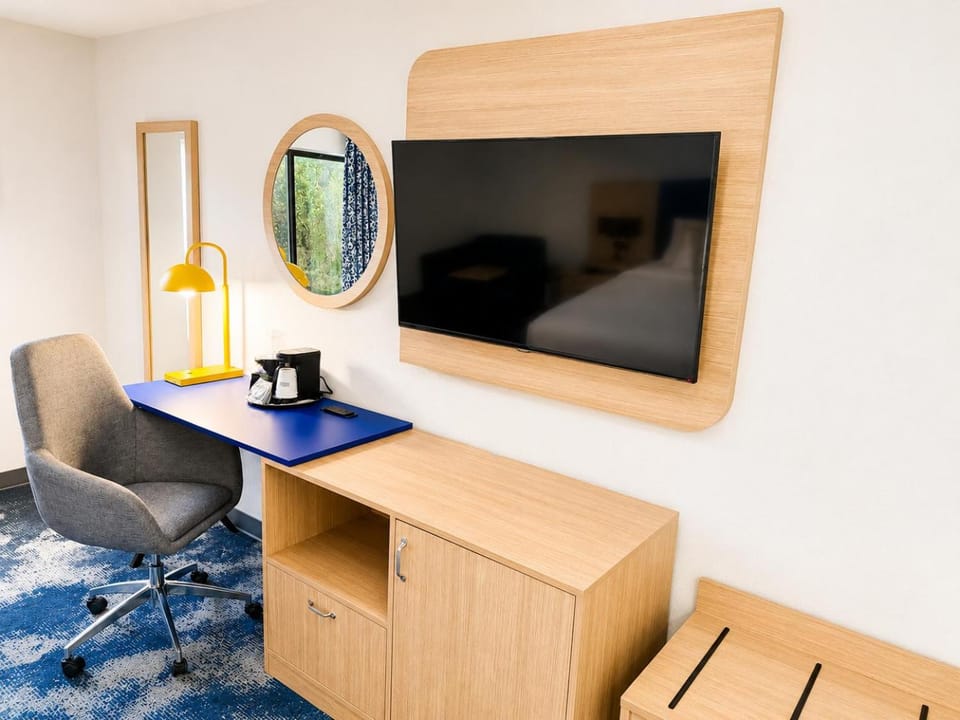 Communal lounge/ TV room, TV and multimedia
