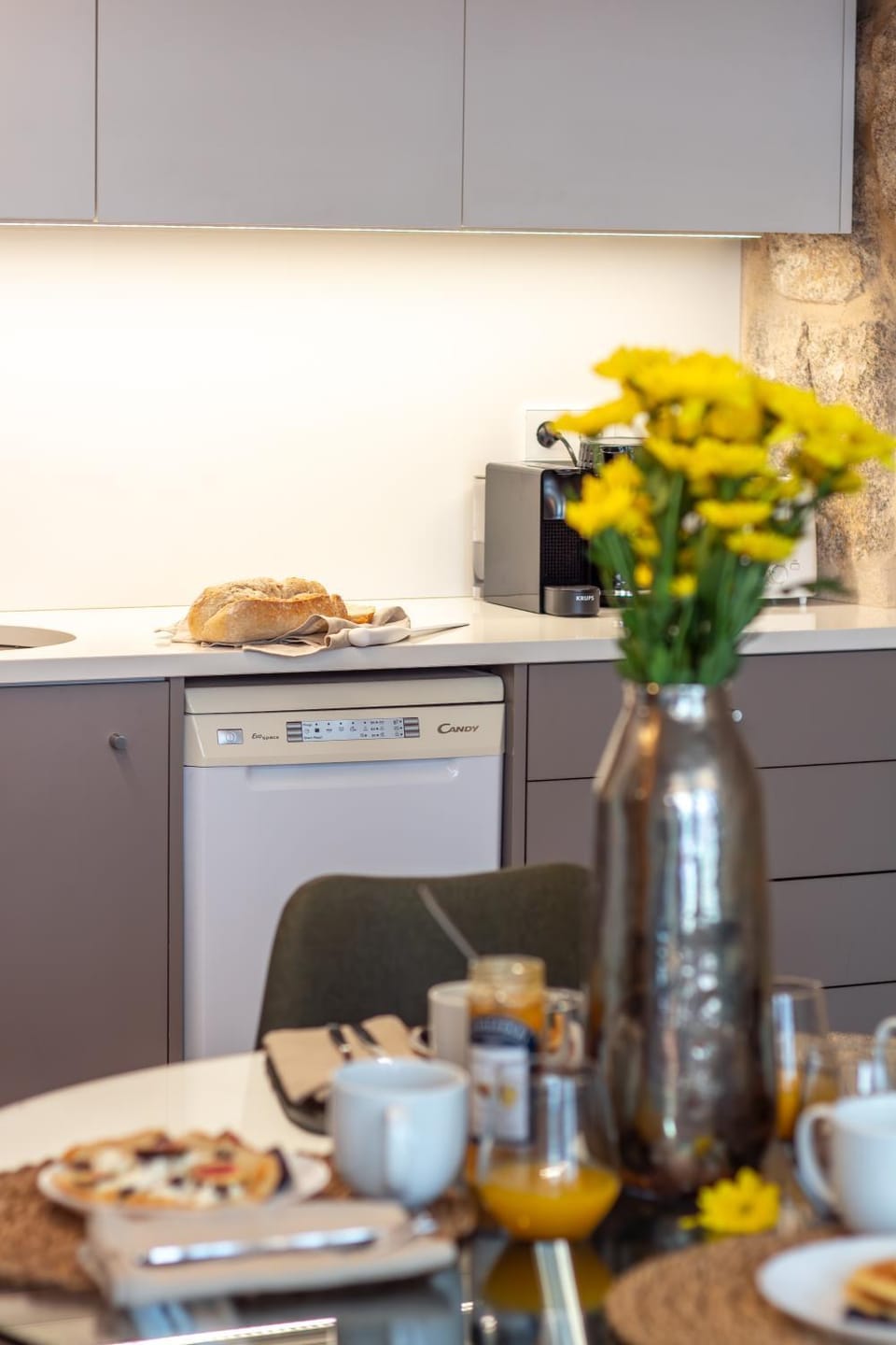 LovelyStay - Aurora Mezzanine Apartment in Porto
