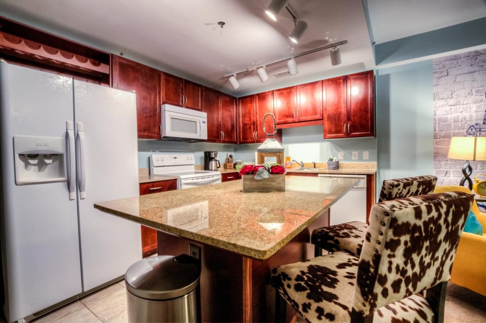 Laketown Wharf 537 By Aneliya House in Panama City Beach