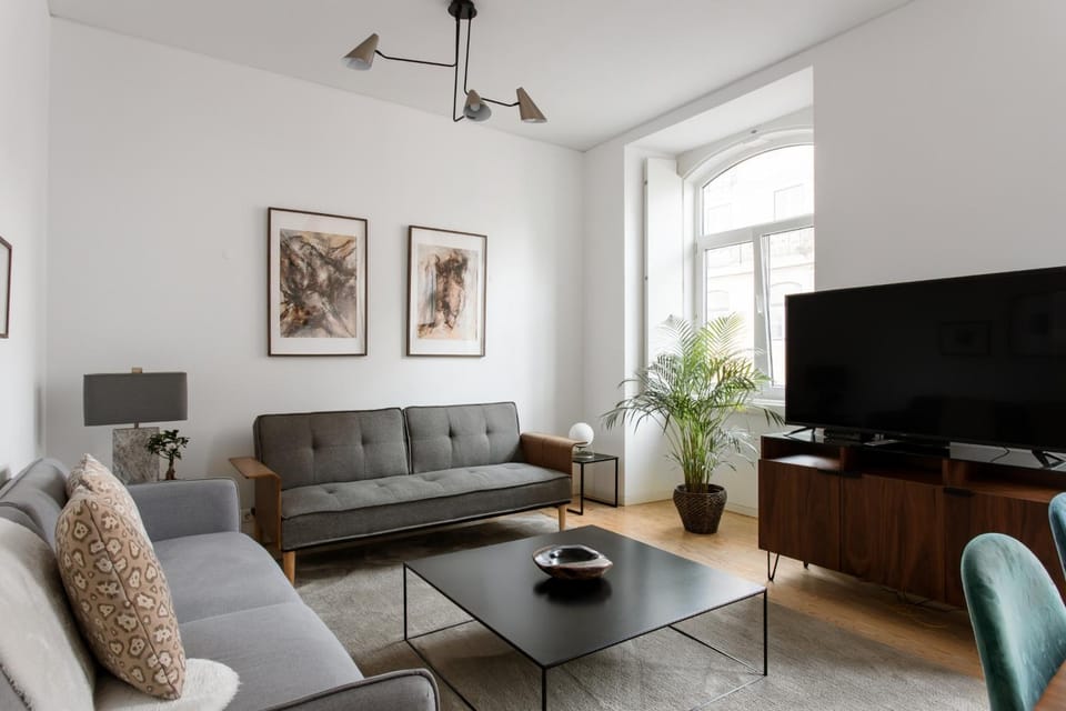 TV and multimedia, Living room, Seating area