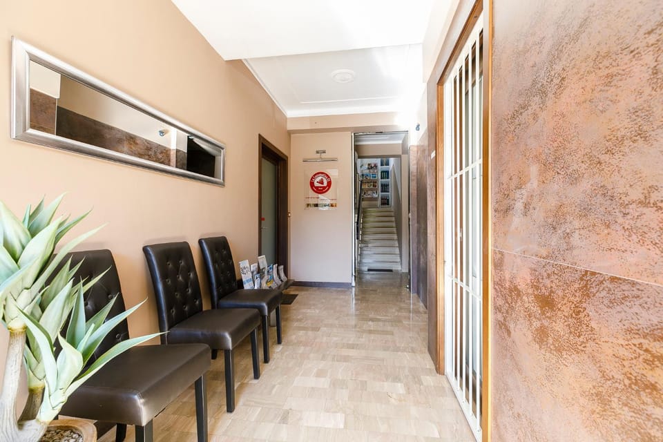 La Locomotiva Rooms Hotel in Marche