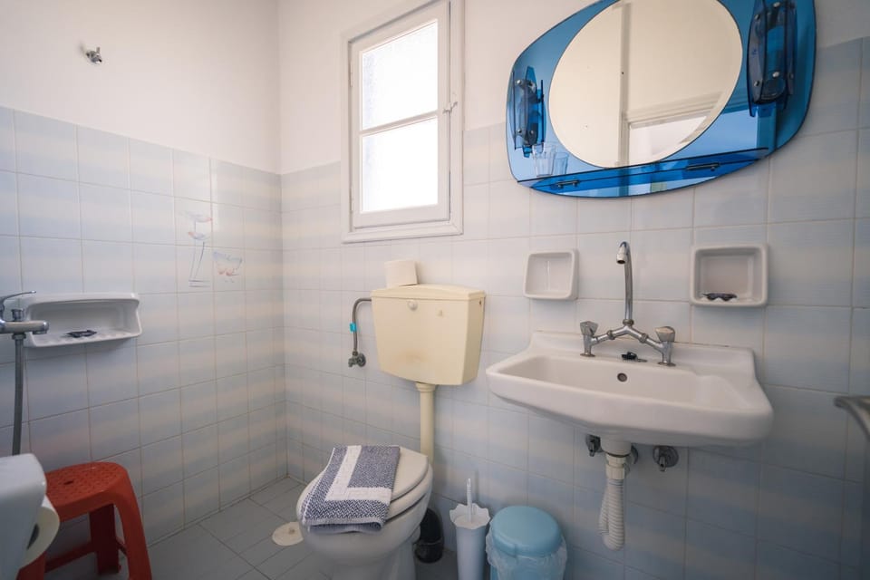 GIAMAKI APARTMENTS Hotel in Milos