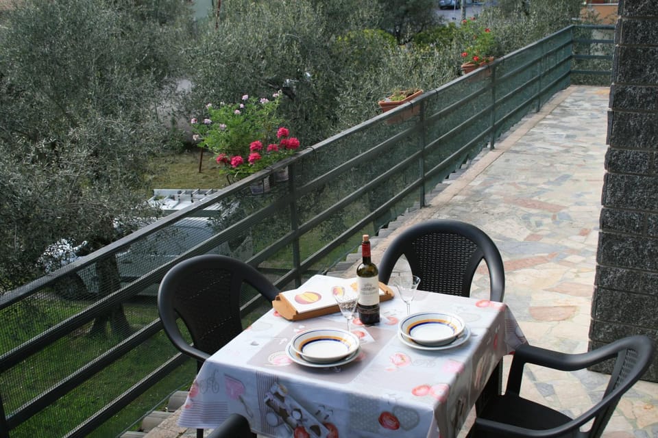Garden, Balcony/Terrace