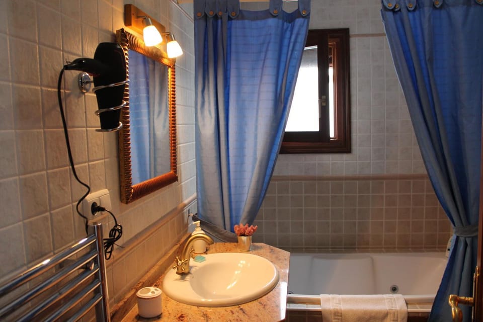 Suite Castillejo Apartment in Alpujarra Granadina