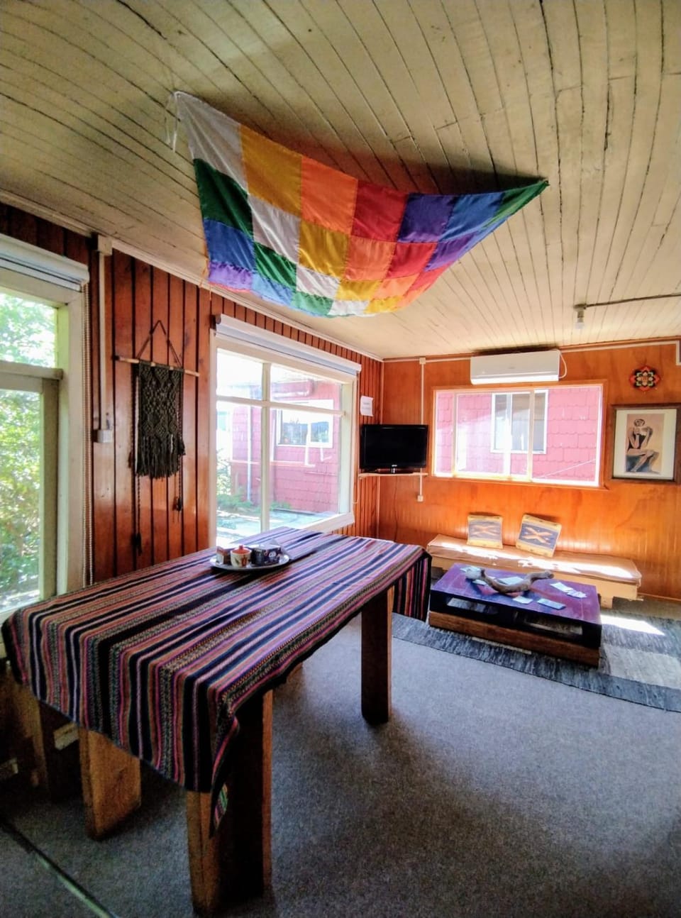 Communal lounge/ TV room, Living room, Dining area