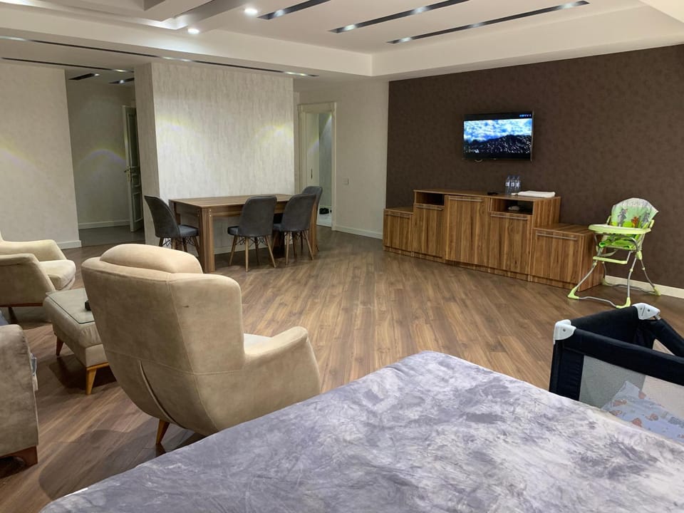 Park Azure Apartment Deluxe 2 Bedroom Apartment in Baku