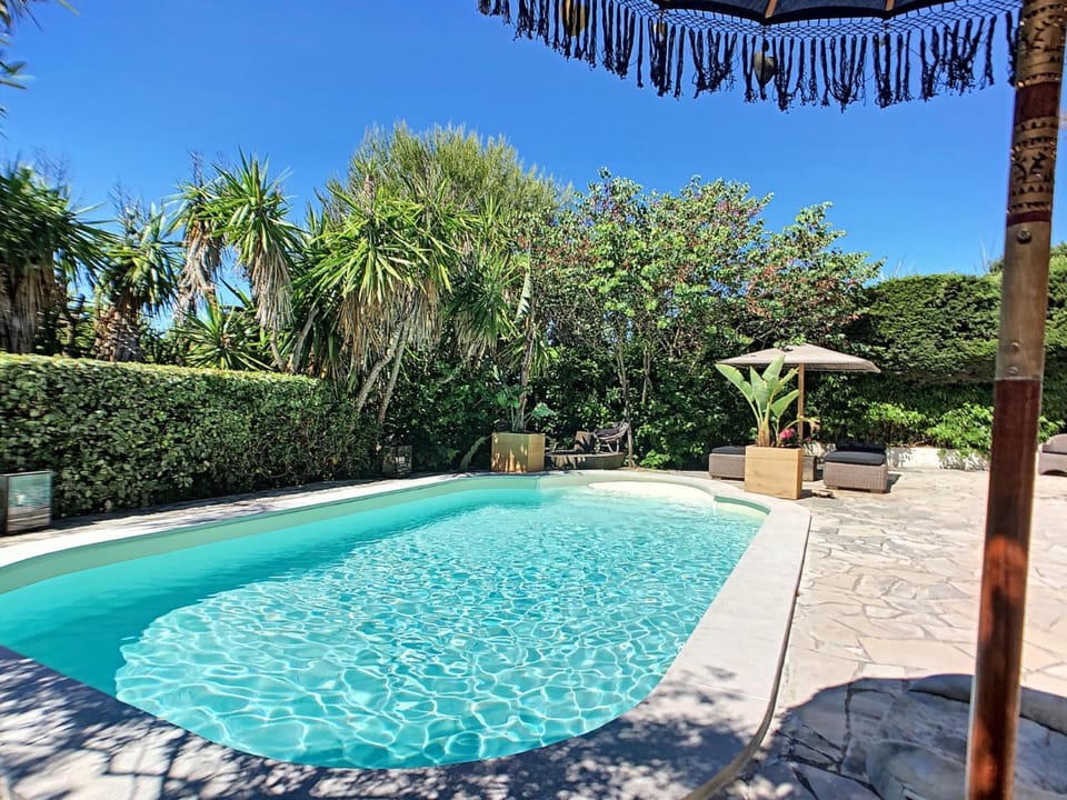 Villa Riviera Villa in Cannes