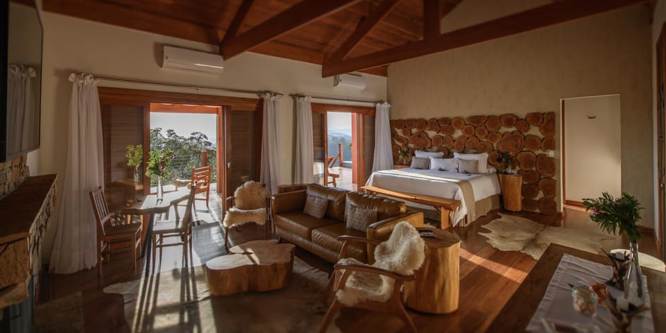 Quinta dos Pinhais Pouso e Charme Inn in State of São Paulo