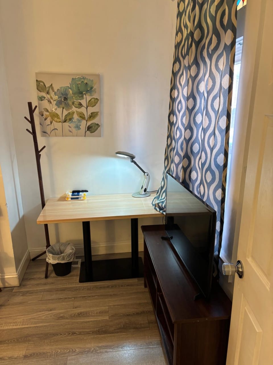 EN SUITE NEXT TO FELLS POINT Apartment in Baltimore
