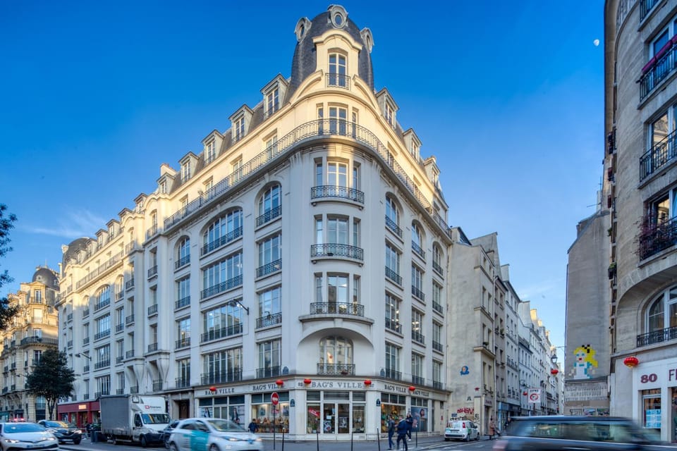 Property building, Street view