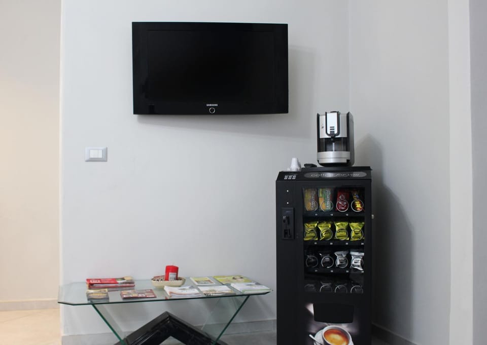 Coffee/tea facilities