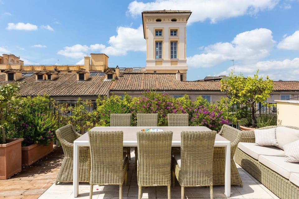 Balcony/Terrace, City view