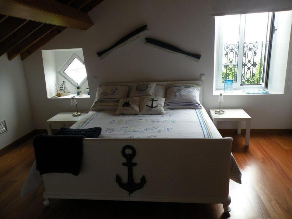 Day, Photo of the whole room