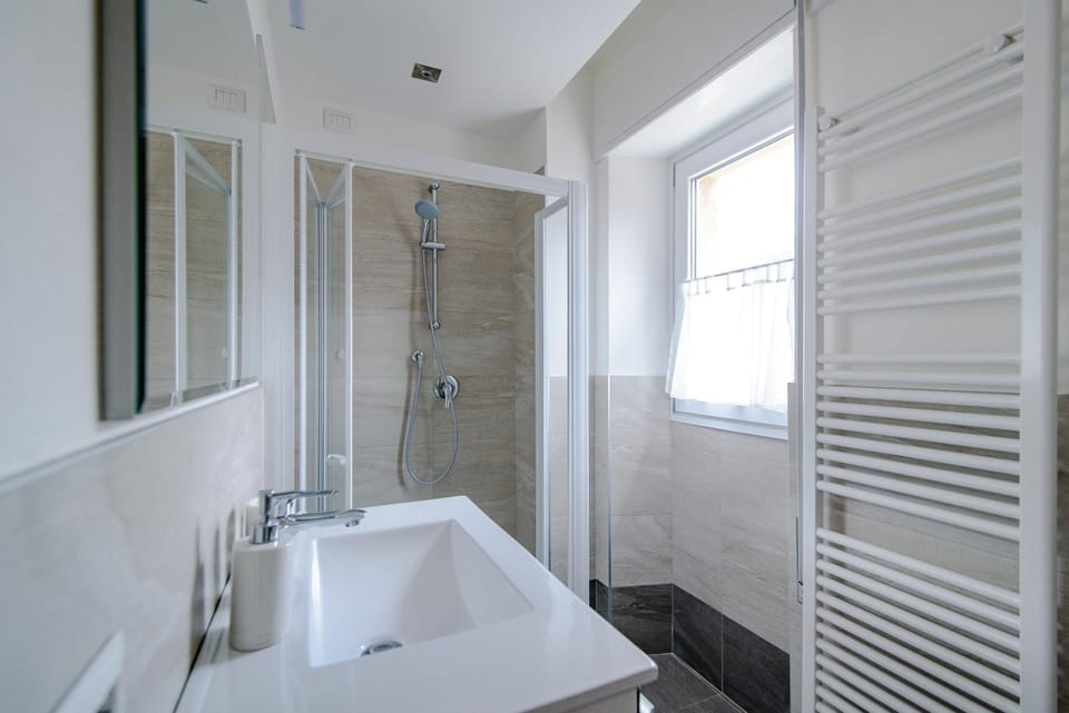 Laglio Apartment Above George Apartment in Laglio