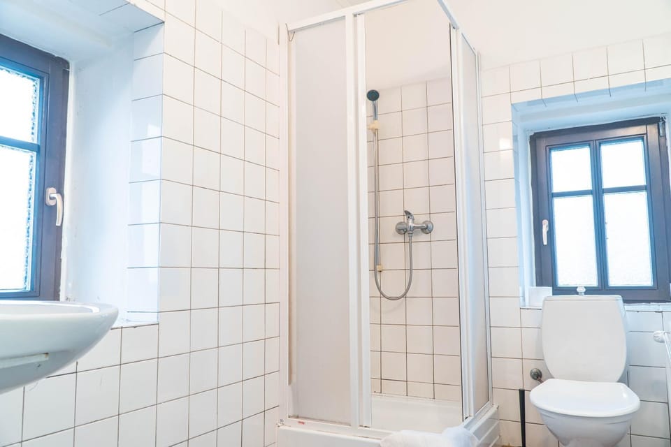 Toilet, Bathroom