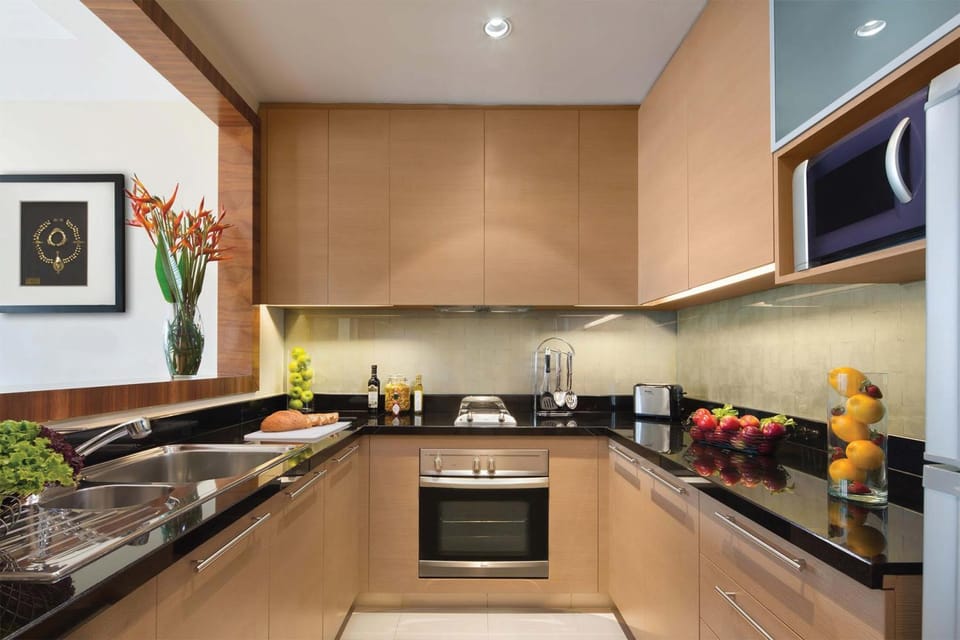 Kitchen or kitchenette, Dining area, kitchen