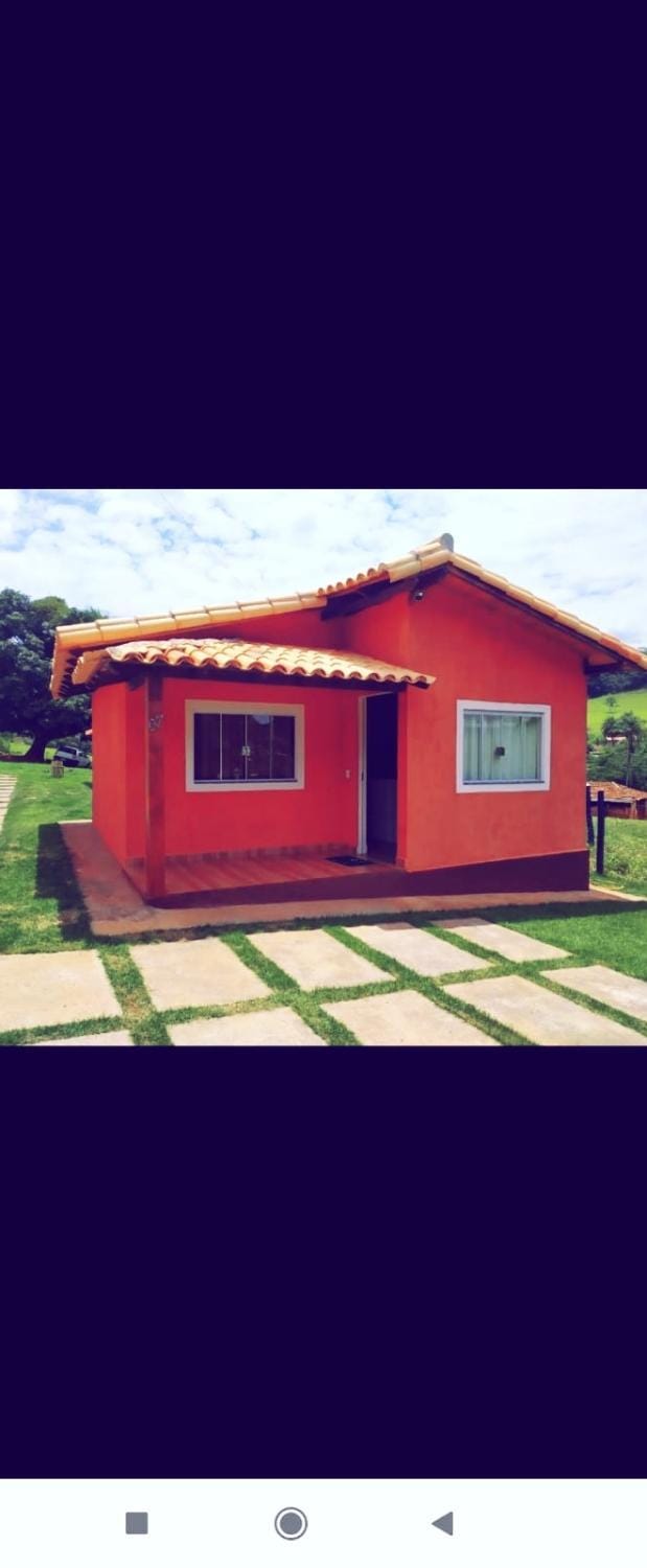 Acomodação chalé entre capitolio e escarpas do lago Campground/ 
RV Resort in State of São Paulo