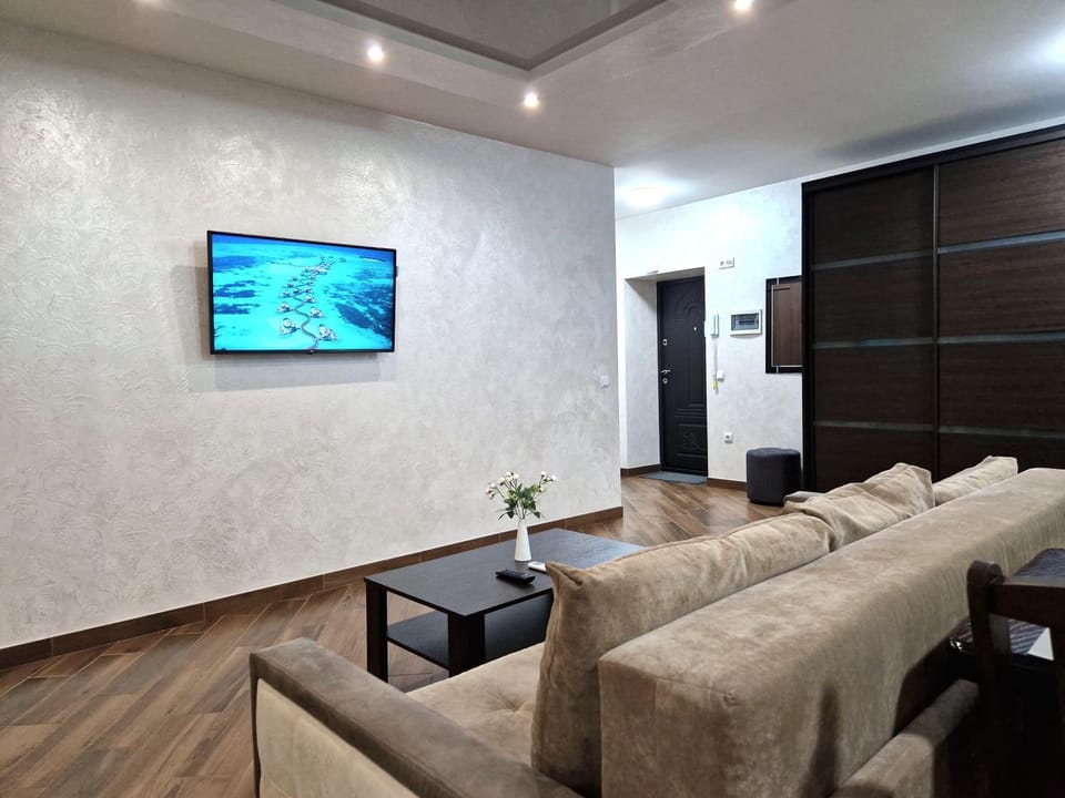 Modern Apart on Belveder Apartment in Lviv Oblast
