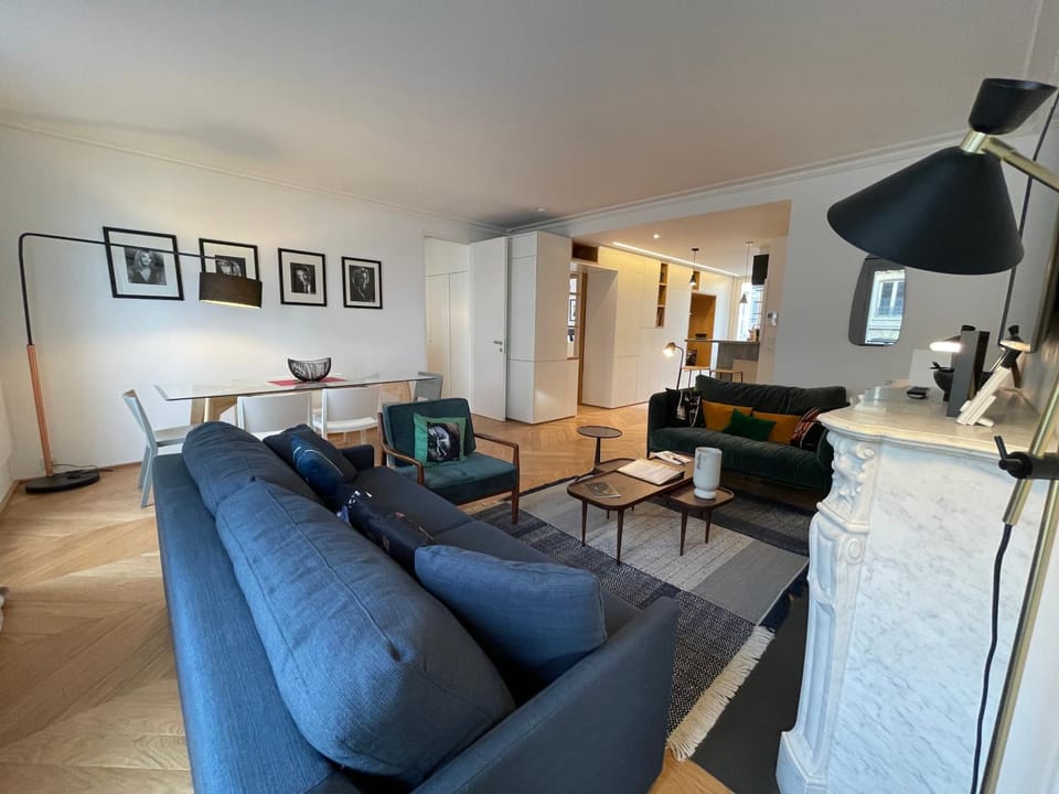 Living room, Decorative detail