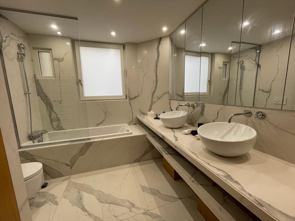 Bathroom, Bath