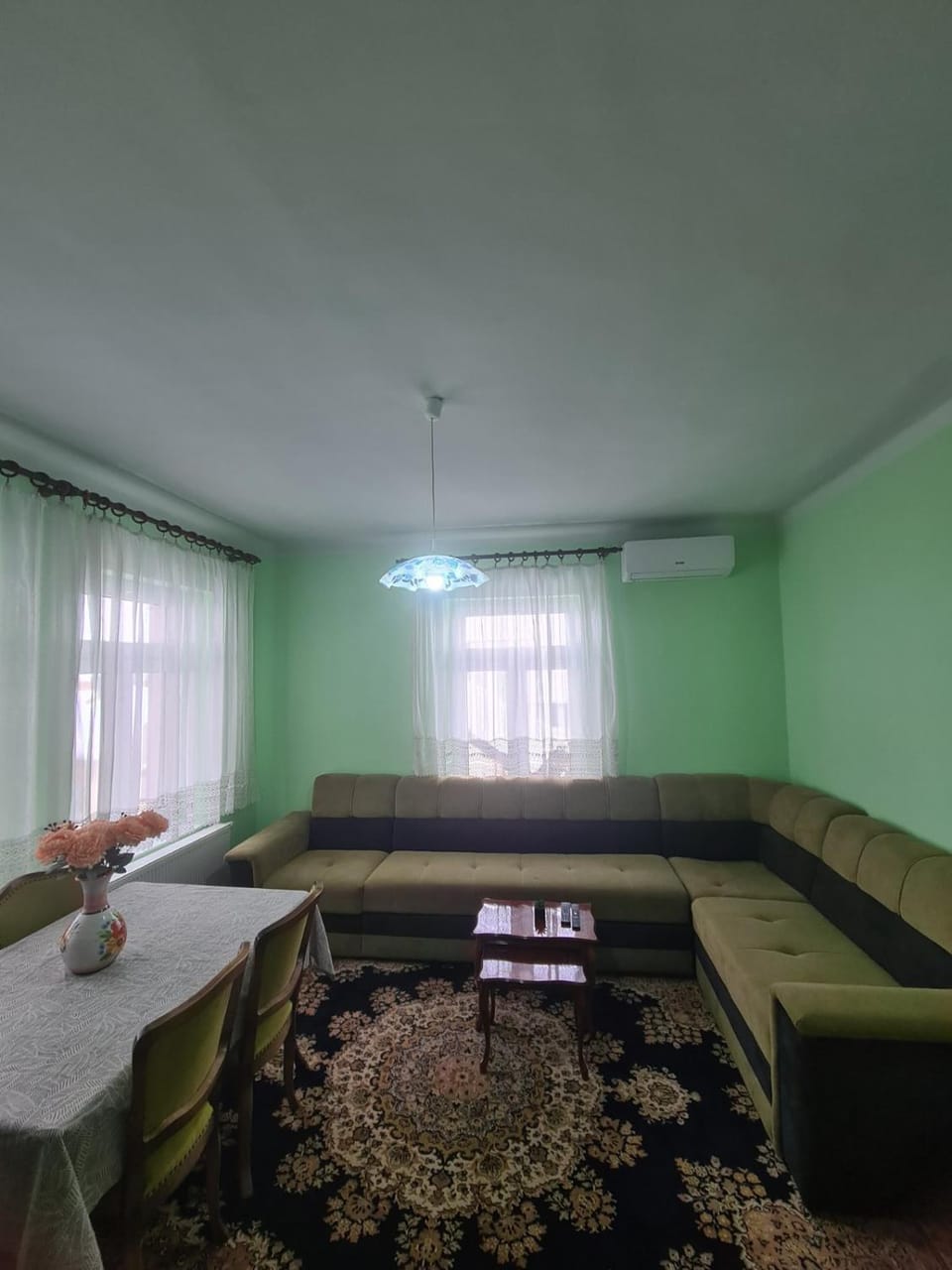 Communal lounge/ TV room, Bed, Living room, Photo of the whole room, Seating area, Family