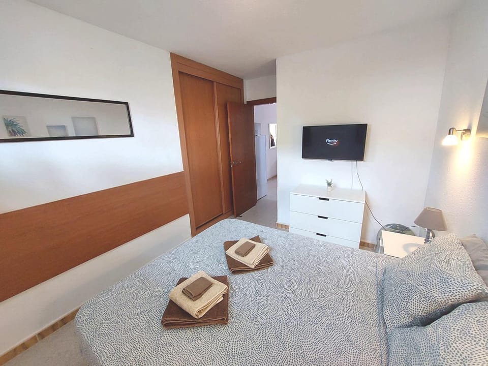 Bed, Bedroom, wardrobe