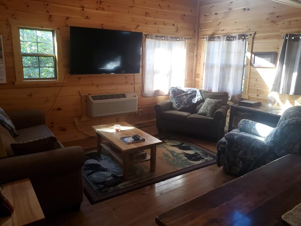 The Genoa - An Amish Built Deluxe Cabin Cabin in West Virginia