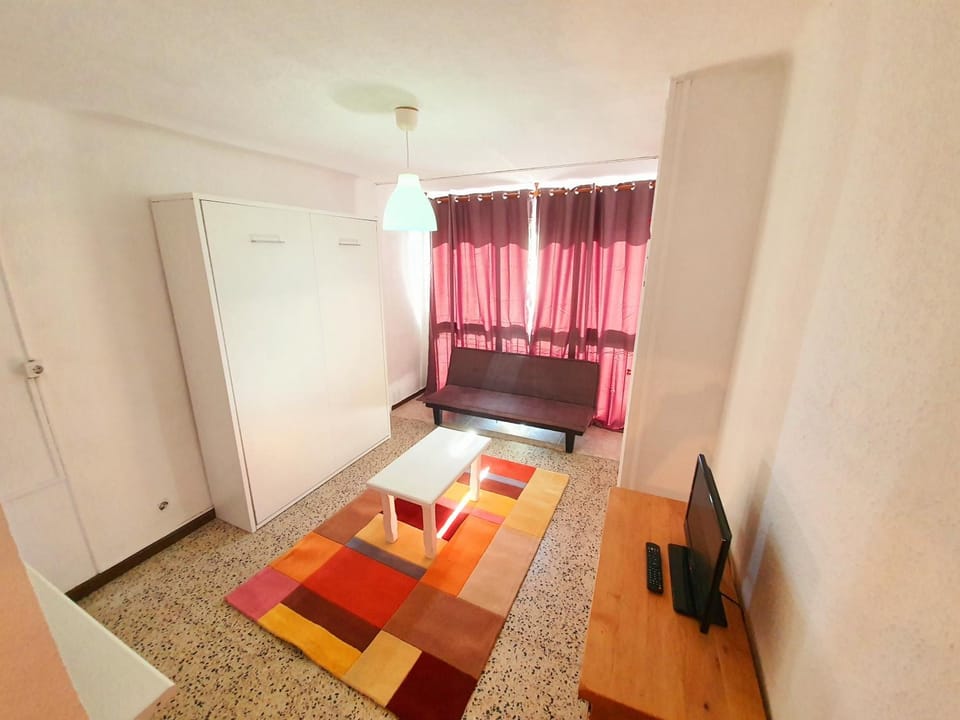 ESTUDIO KARINA BEACH-4 Apartment in Alt Empordà