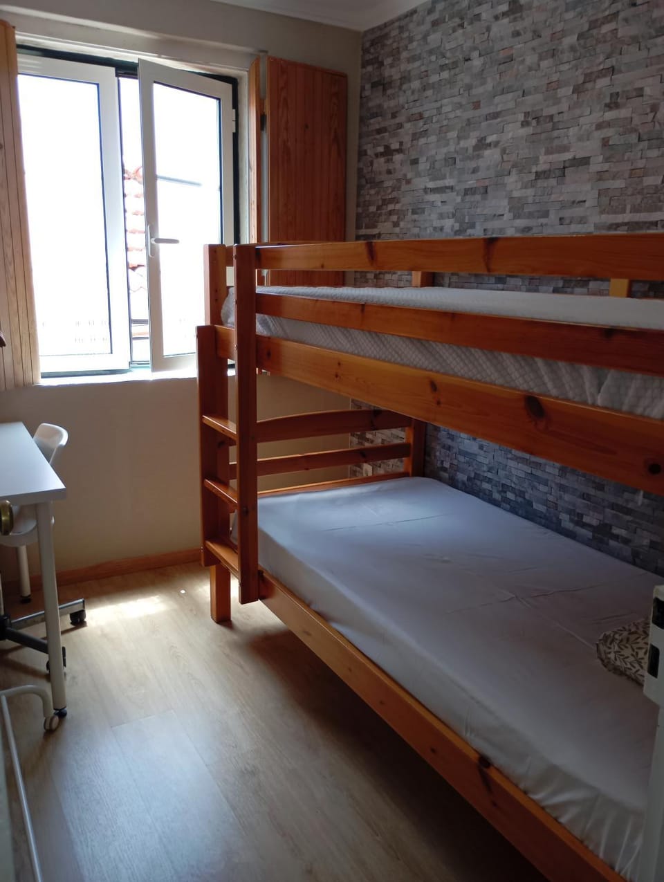Photo of the whole room, Bedroom, bunk bed