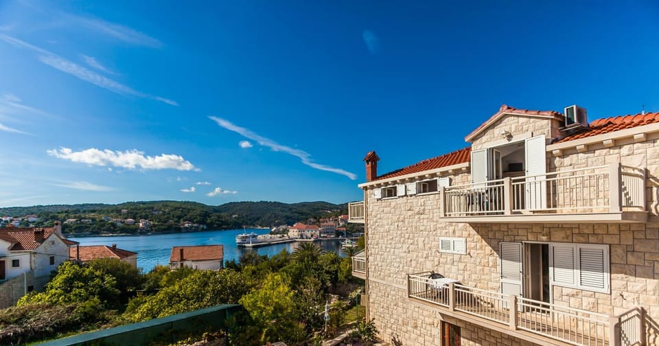 Bird's eye view, Landmark view, Sea view