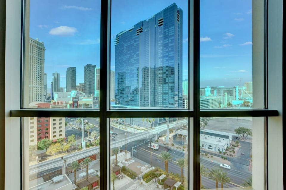 Day, City view, Location