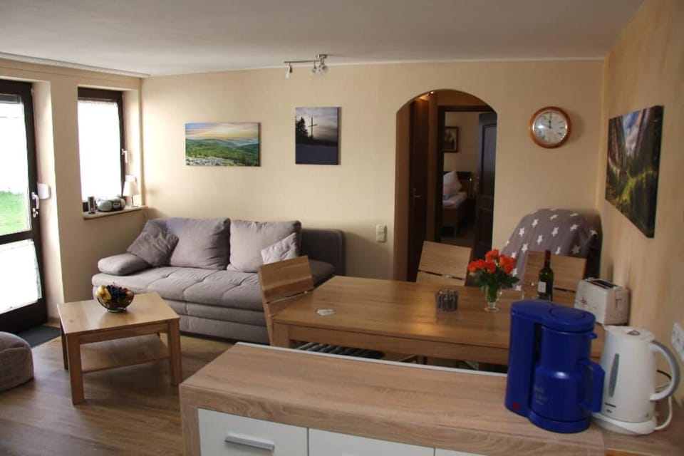 Living room, Photo of the whole room