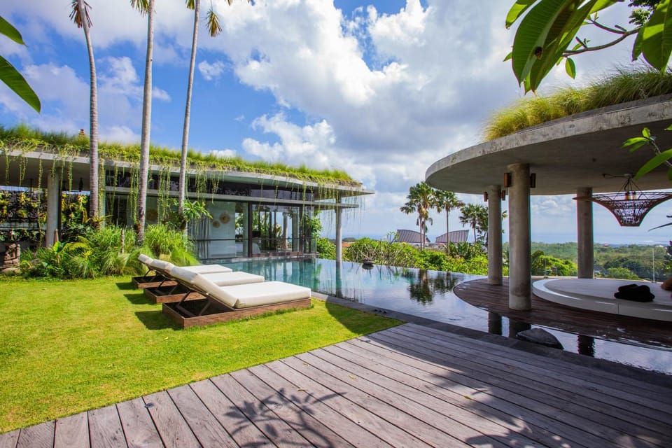 Patio, Day, Garden, Garden view, Pool view, Swimming pool, sunbed