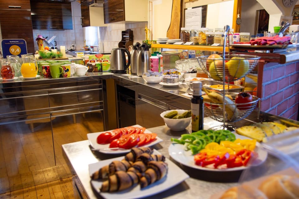 Food and drinks, Breakfast, Buffet breakfast