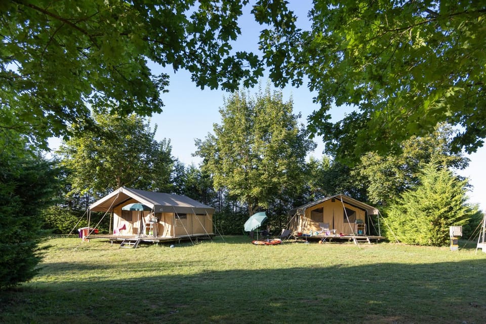 Patio, Day, Natural landscape, Photo of the whole room