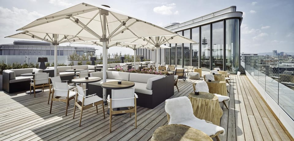 Lounge or bar