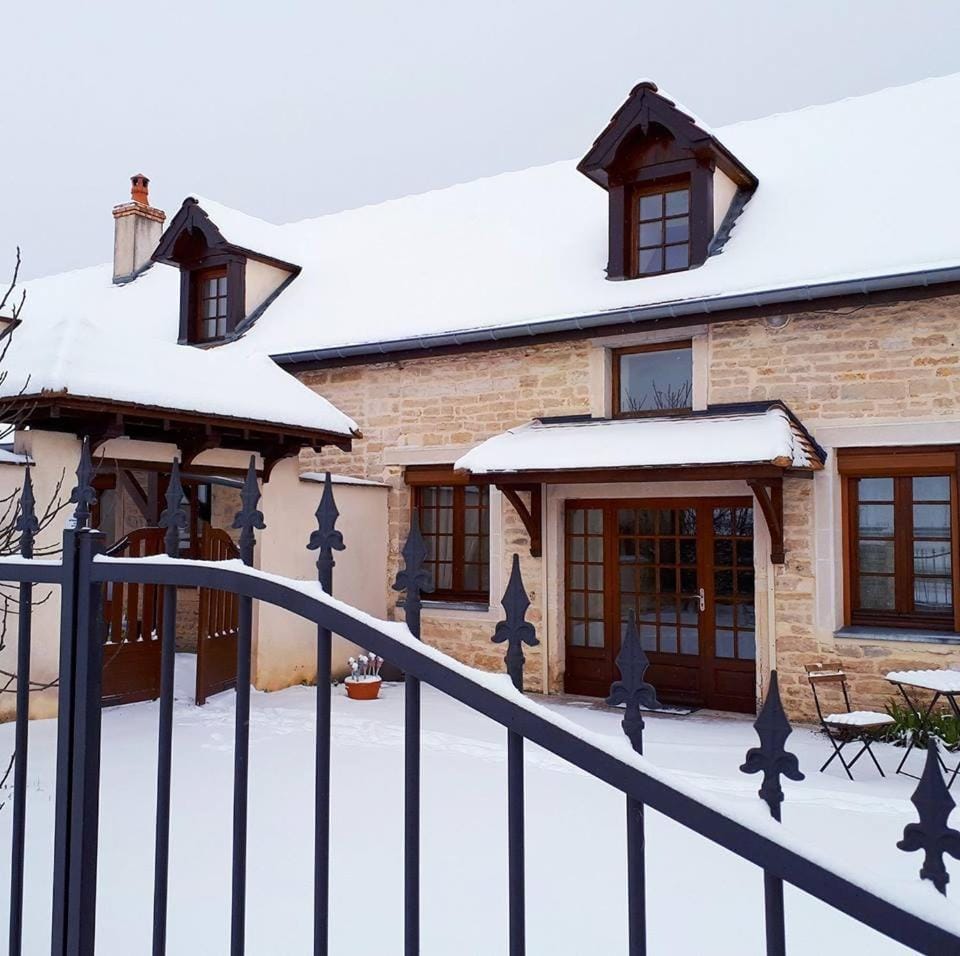Property building, Winter