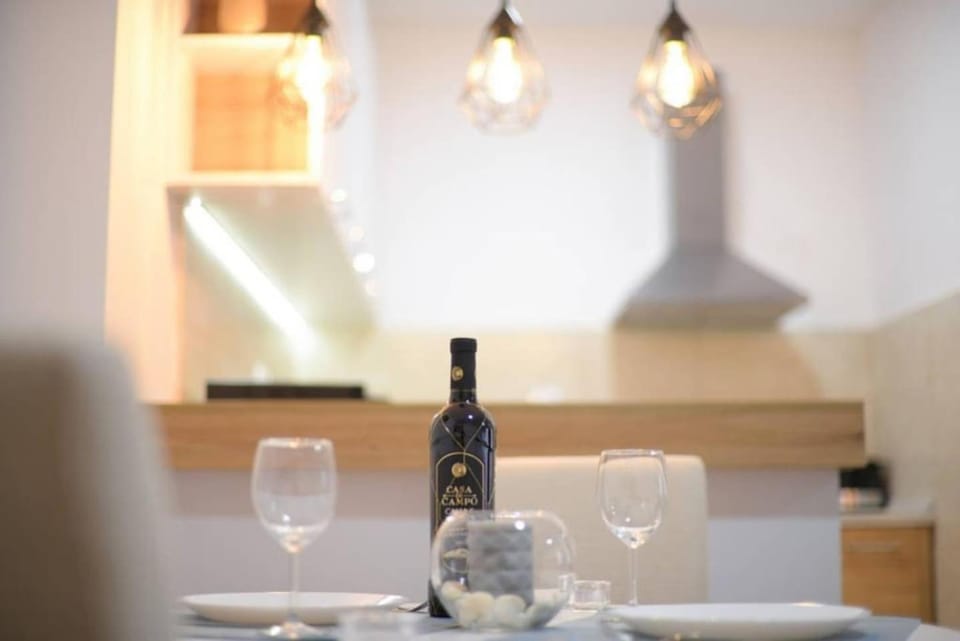 Kitchen or kitchenette, Breakfast, Drinks