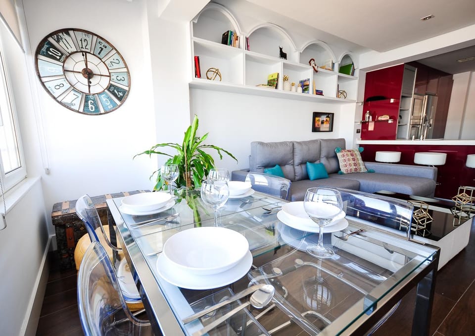 Living room, Dining area