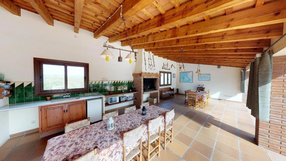 Property building, BBQ facilities
