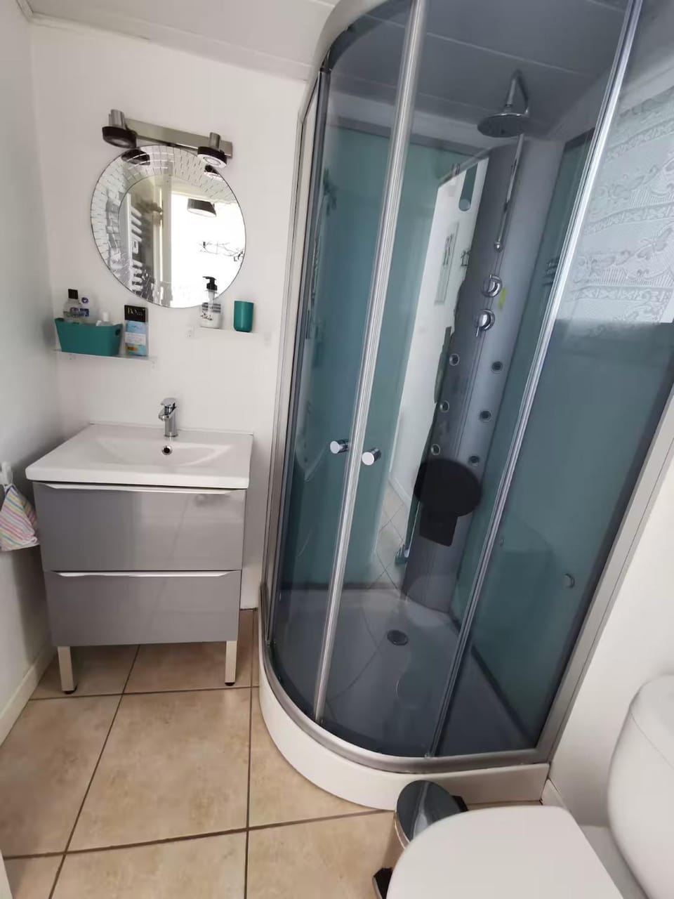 Shower, Bathroom