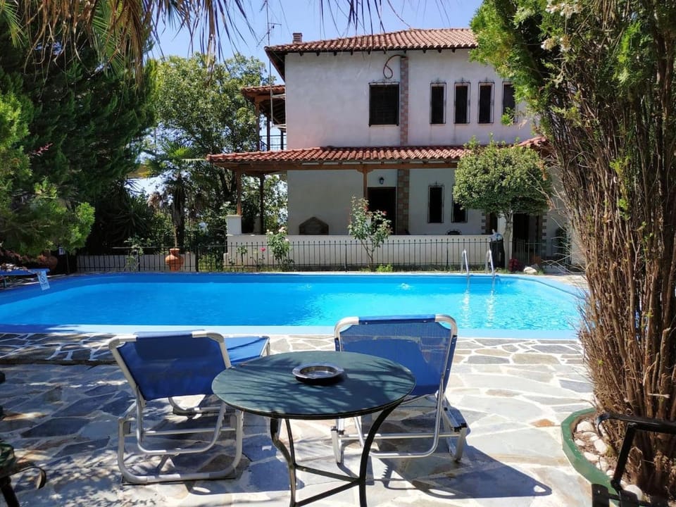 Garden, Balcony/Terrace, Swimming pool