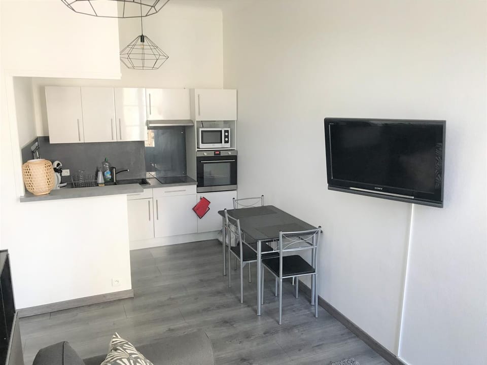 Charme ancien & confort - cœur de ville Apartment in Bourgogne-Franche-Comté