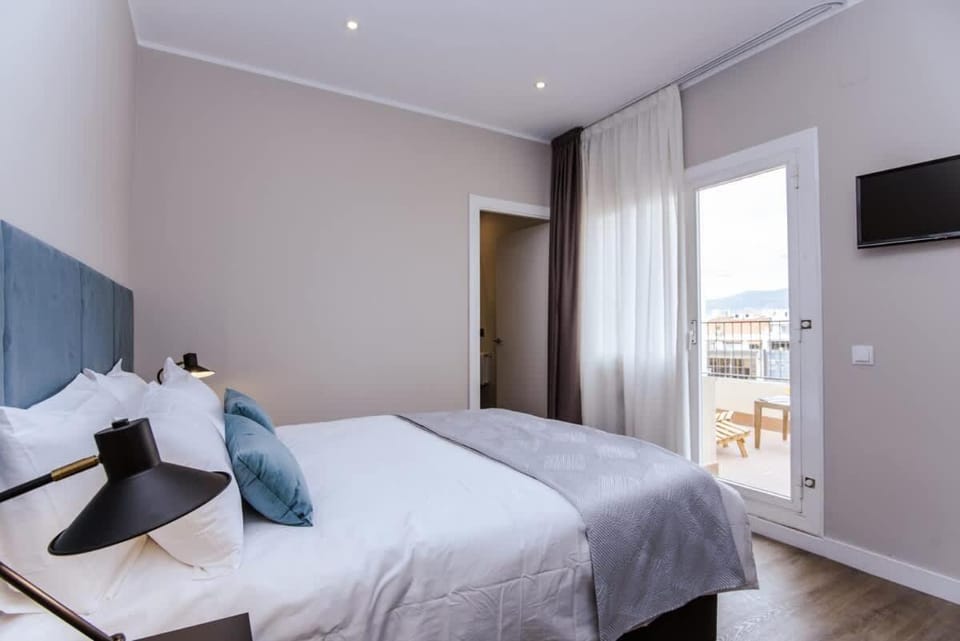Central penthouse with terrace Placa Catalunya III House in Barcelona
