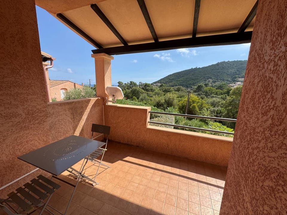 View (from property/room), Balcony/Terrace