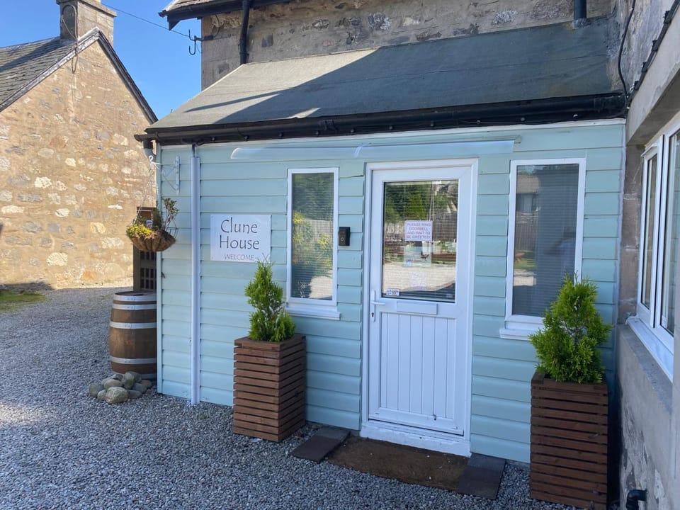 Clune House B&B Bed and Breakfast in Scotland